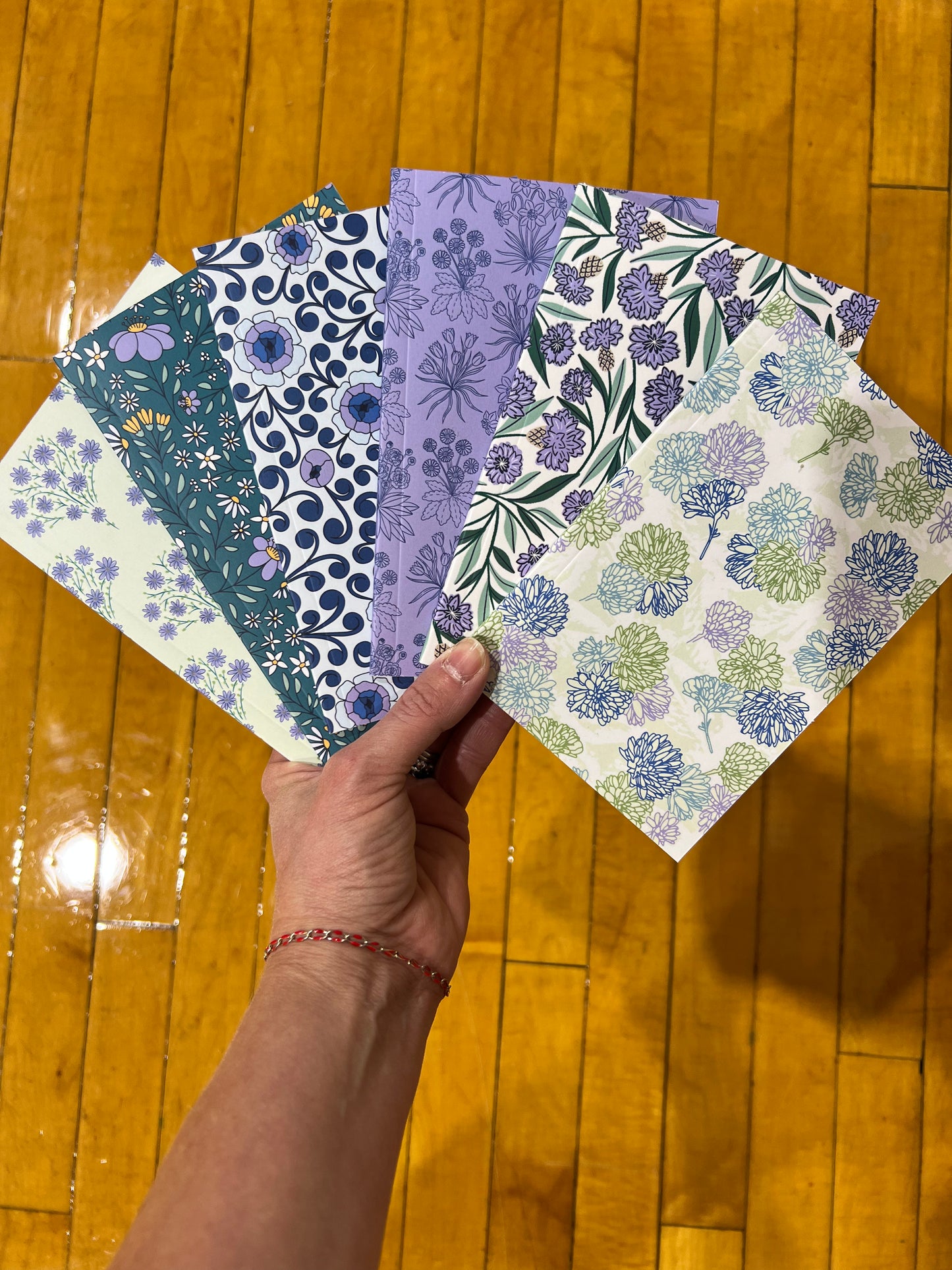 Secret Garden Jotter Notebook – 4″ × 6″ Softcover – 30 Lined Pages