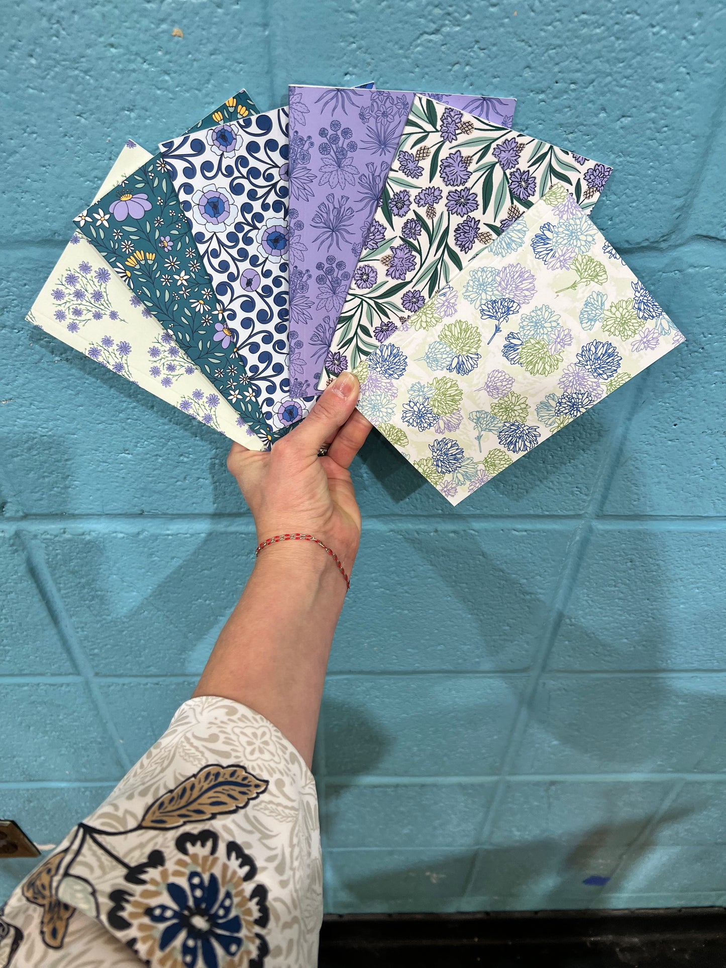 Purple Daisy Bouquet Jotter Notebook – 4″ × 6″ Softcover – 30 Lined Pages