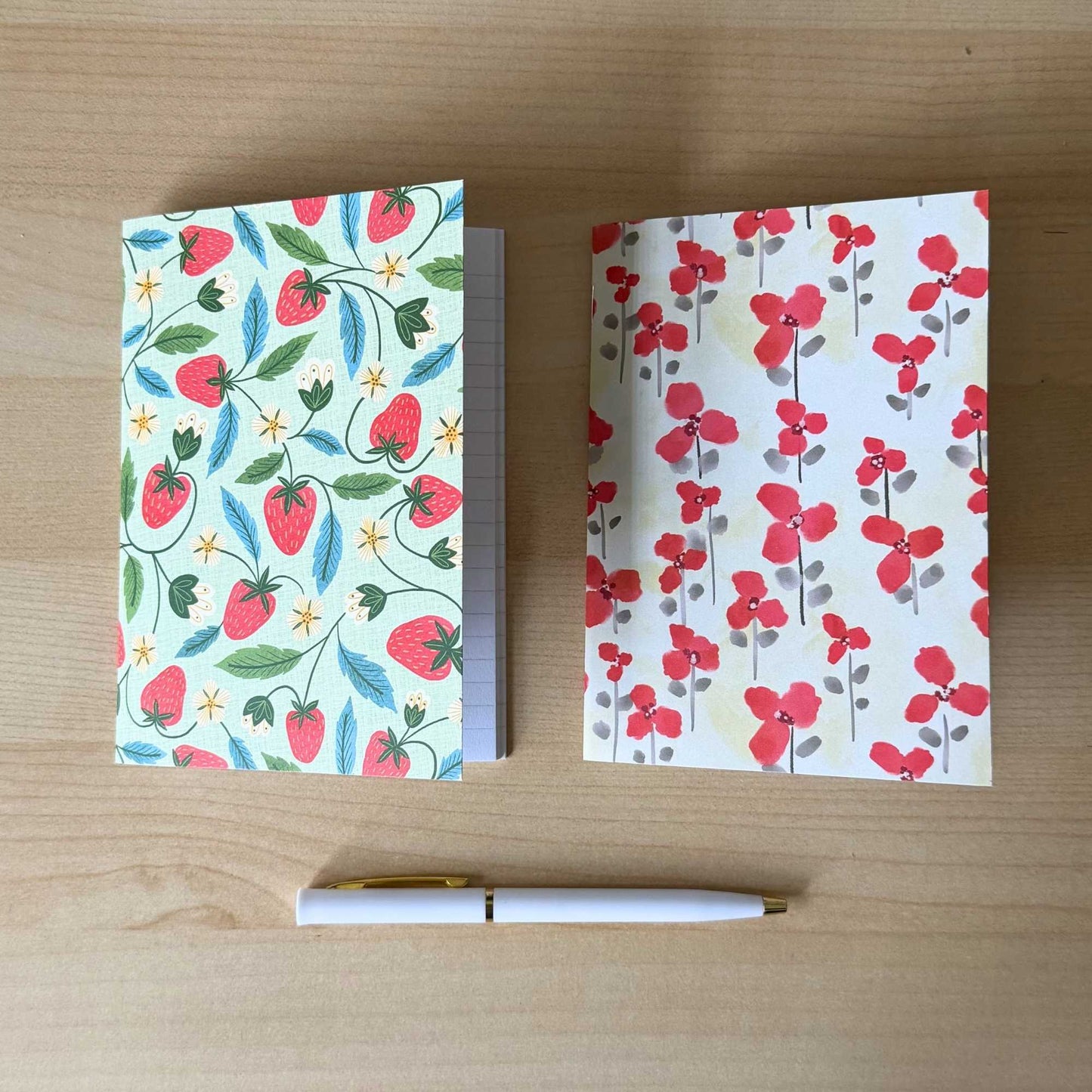 The Berries & Poppies Pocket Jotter Set